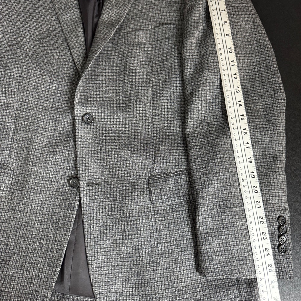 Jos‎ A Bank Signature 43L Gray Plaid 100% Wool Tailored Fit Blazer Coat - Picture 6 of 10